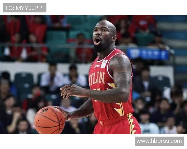 多哈萨德与德黑兰独的激烈对决引发球迷热议与期待